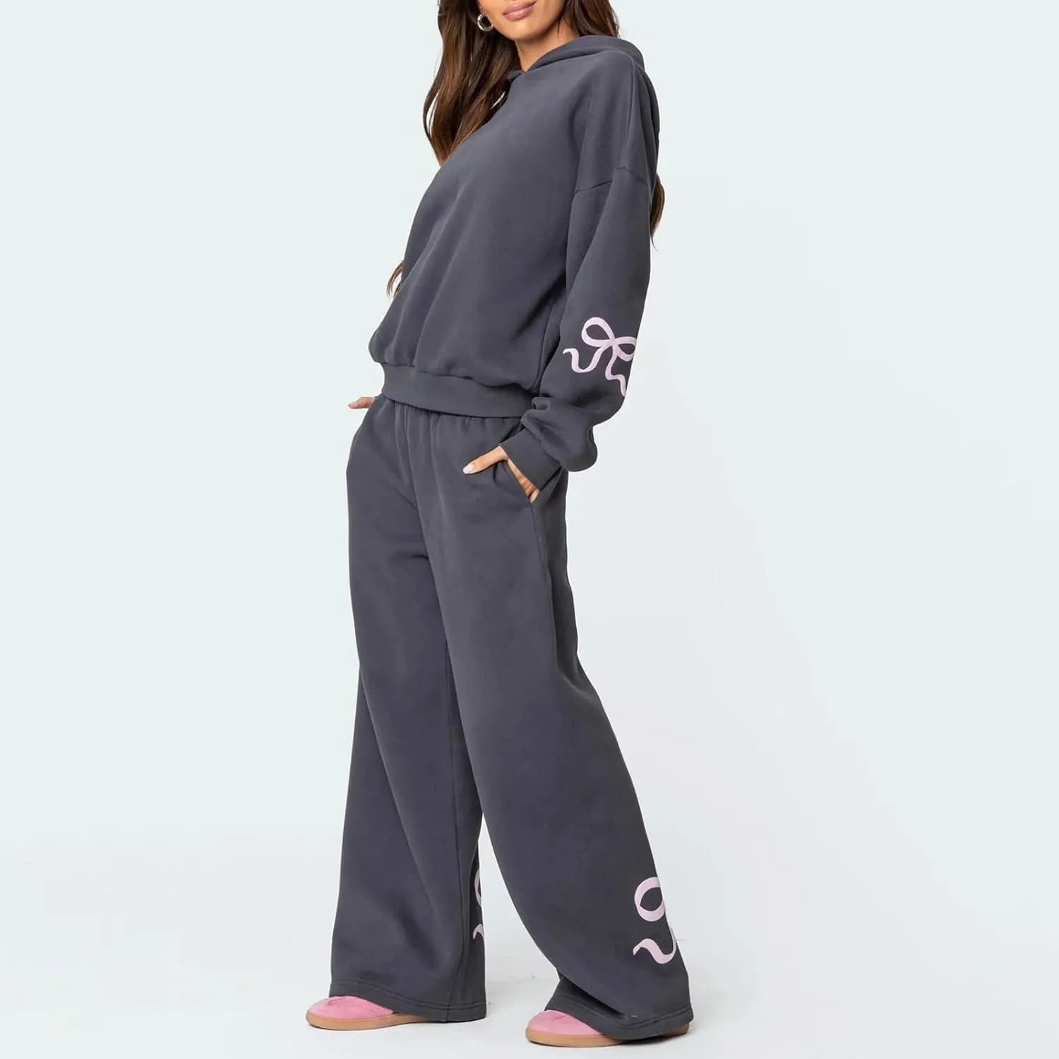 DSORVICD Women 2 Piece Outfits Y2k Bow Embroidery Long Sleeve Oversized Hoodie Baggy Sweatpants Bow Tie Sweatsuit Streetwear