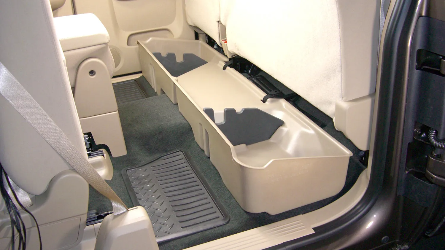 DU-HA 10049 DU-HA® Interior Storage/Gun Case; Incl. Gun Rack/Organizer; Light Gray;