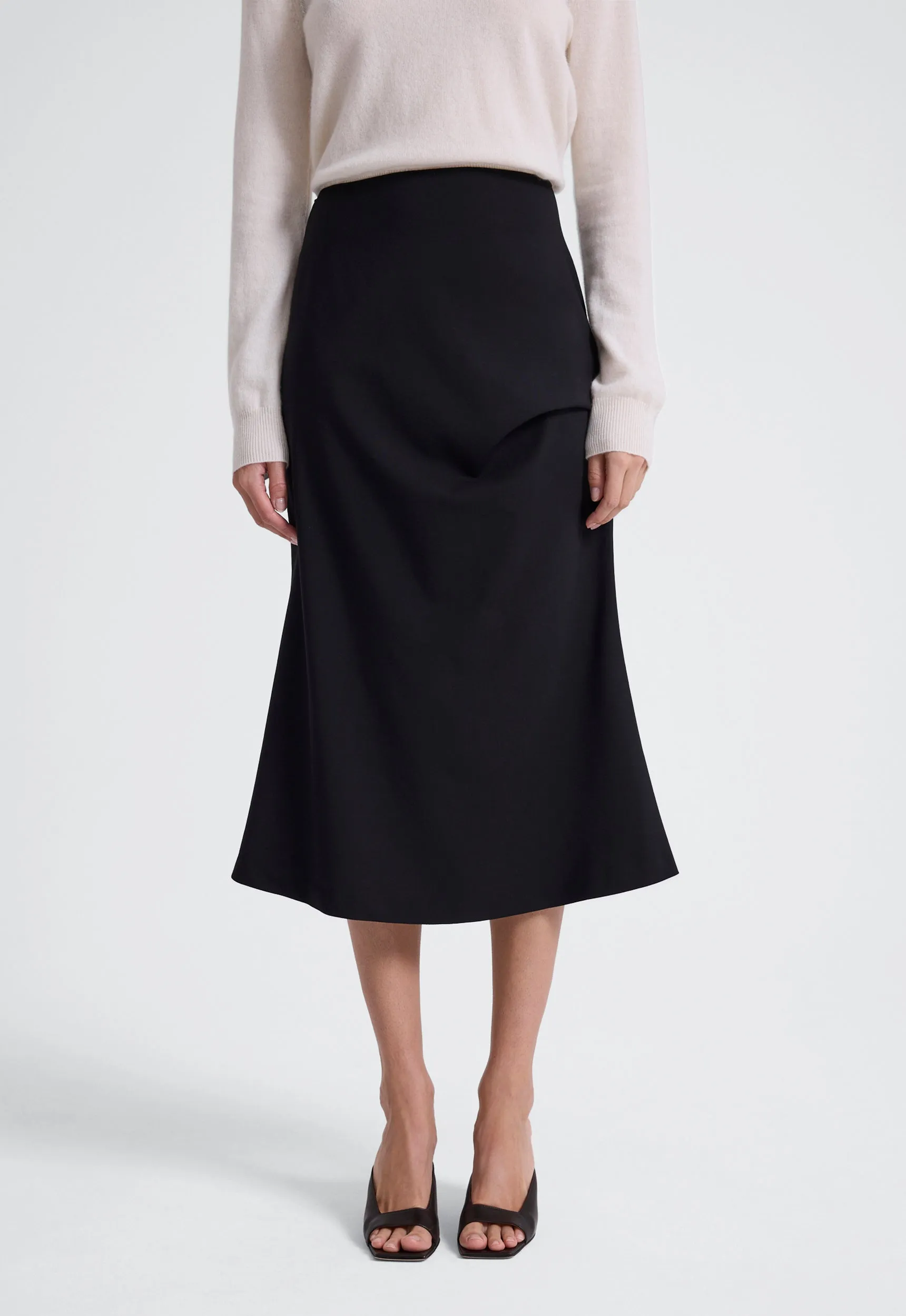 Edge Wool Midi Skirt- Black