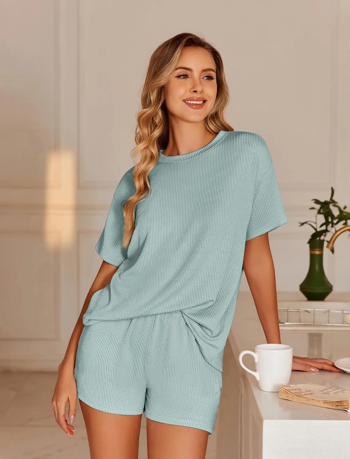 Ekouaer Womens Pajama Sets Short Sleeve Lounge Sets 2 Piece Pjs Tops and Shorts Outfits Matching Loungewear with Pockets