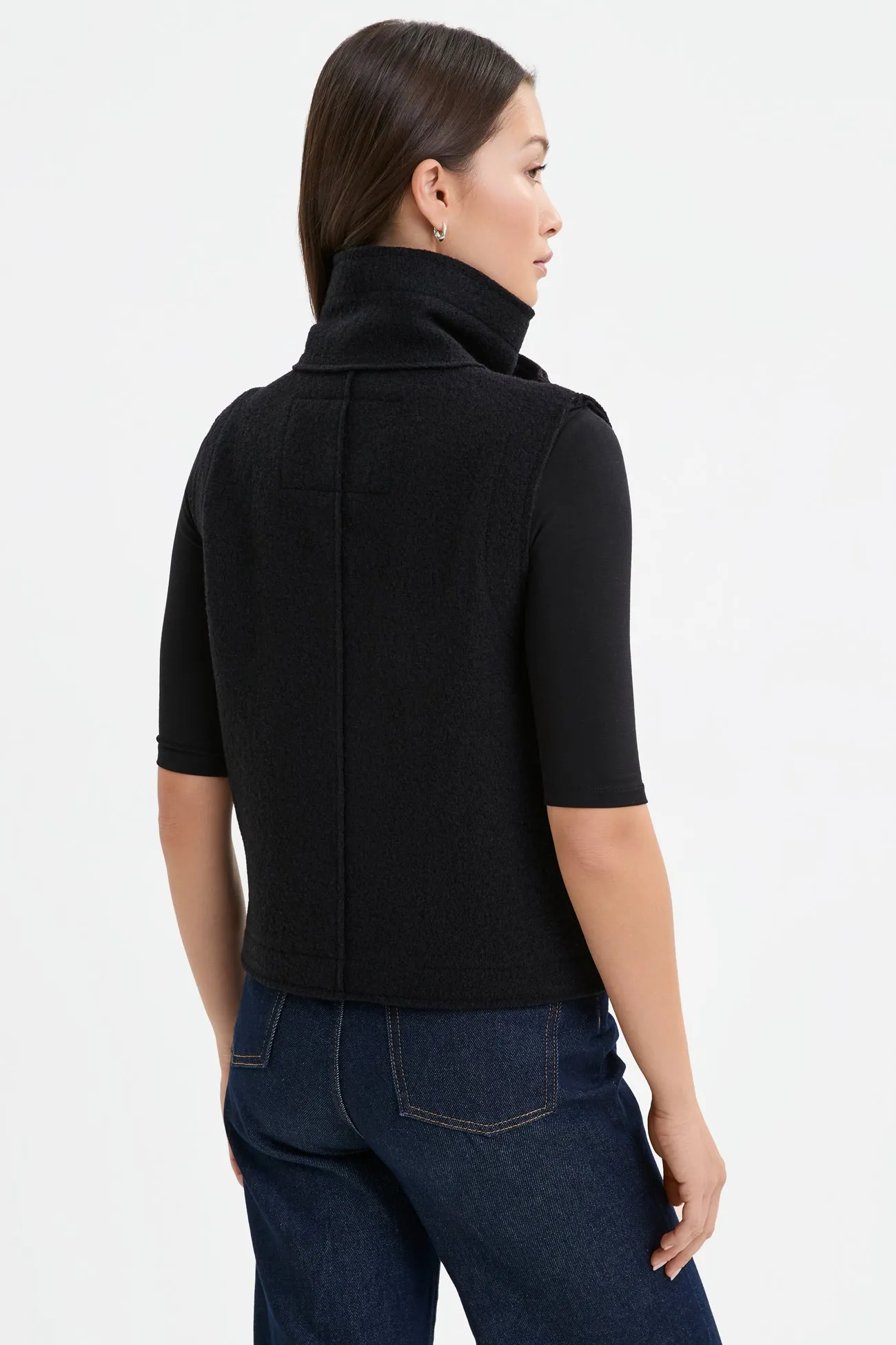 Hanora Vest