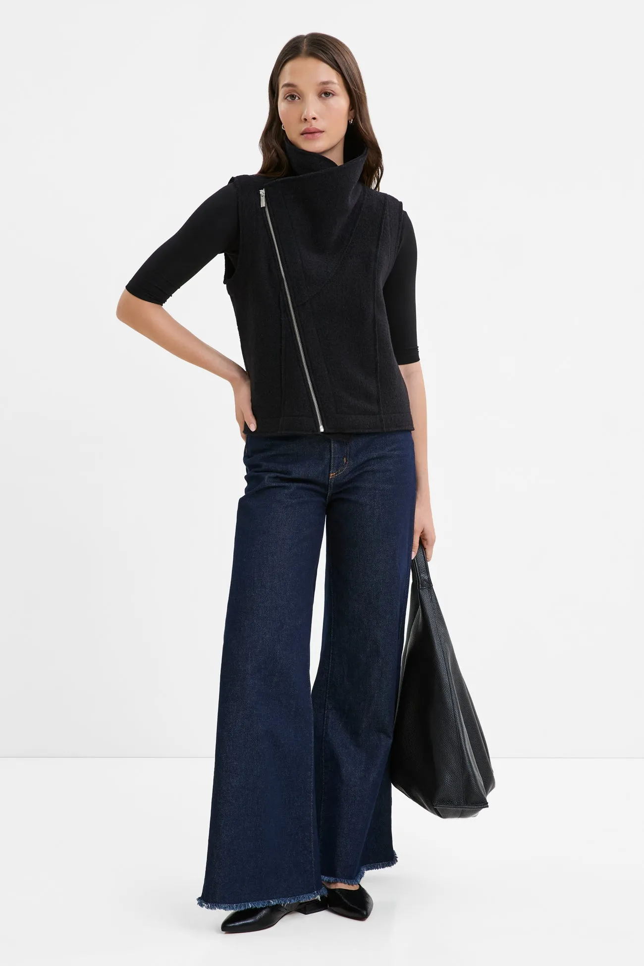 Hanora Vest