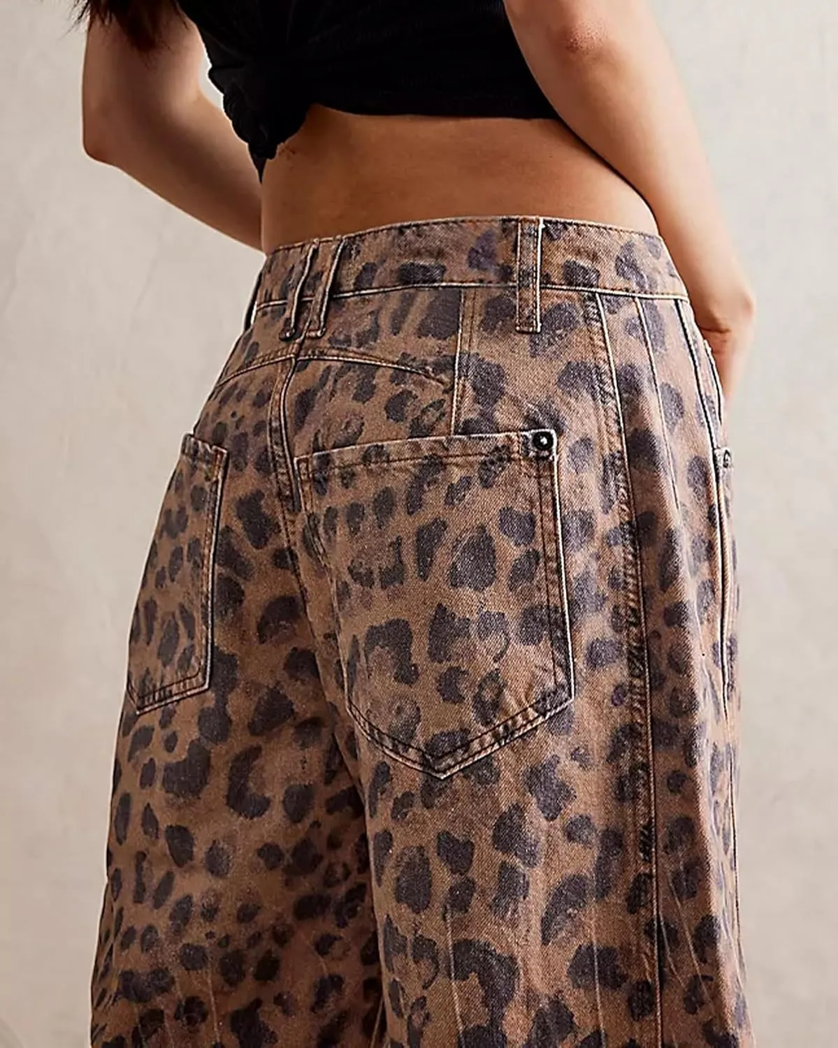 Kedera Women's Baggy Barrel Jeans Casual Boyfriend Mid Rise Leopard Printed Wide Leg Denim Ankle Pants