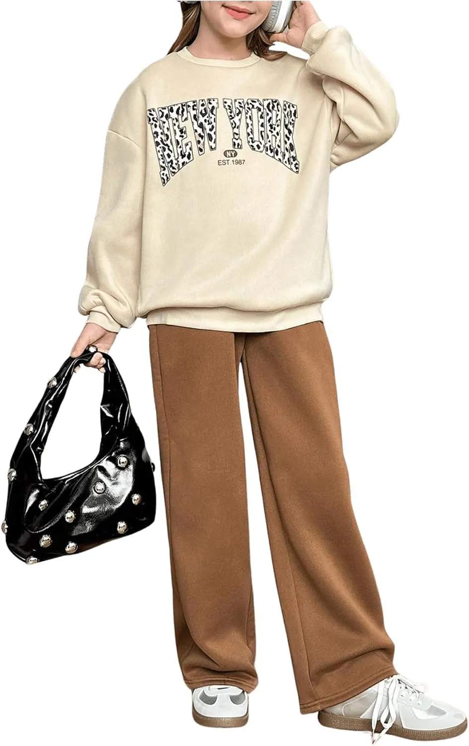SOLY HUX Cute Clothes for Girls Sweatsuit Sets Crewneck Casual Sweatpants 2 Piece Outfits Sweatshirt and Pants