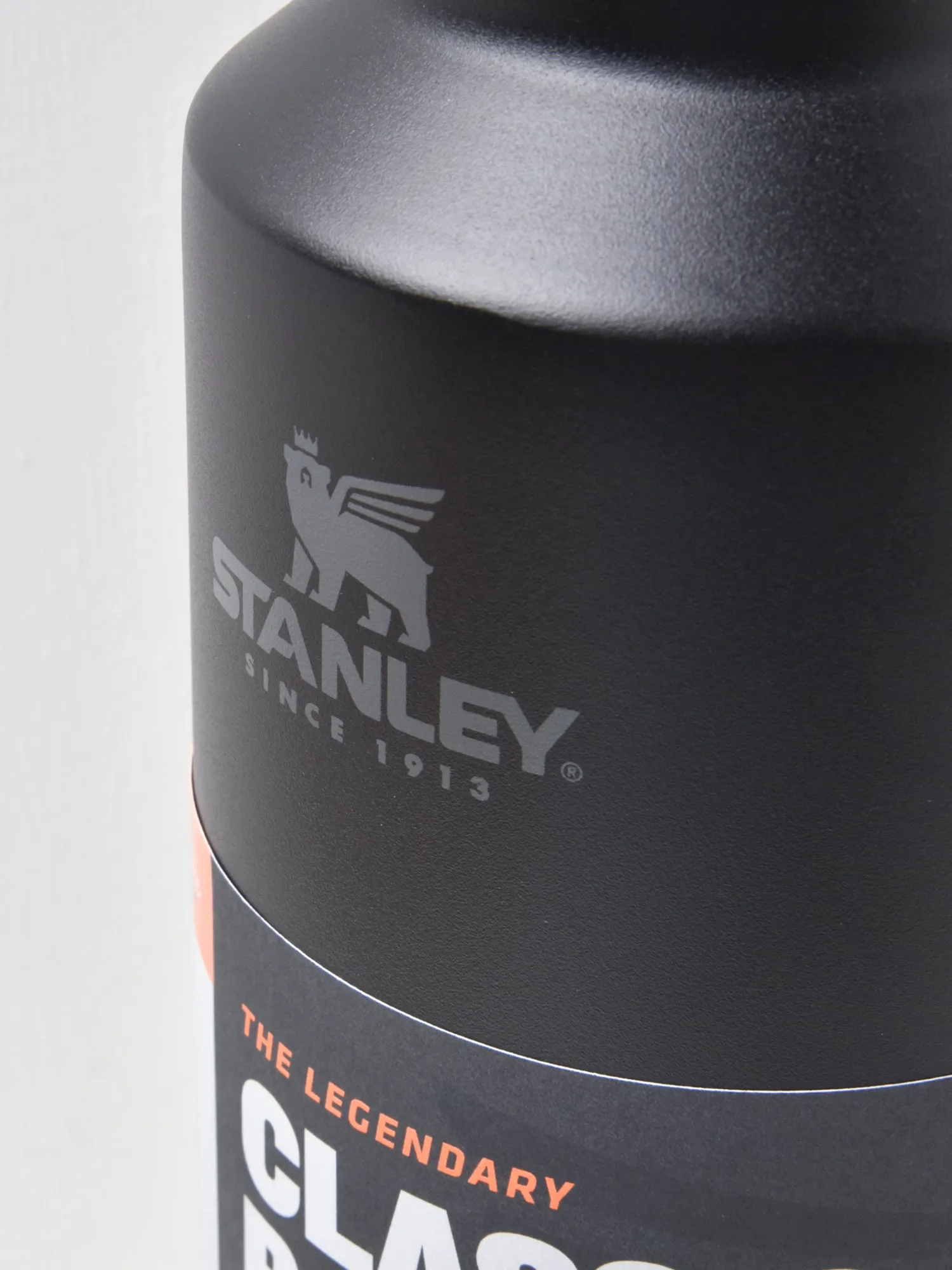 The Legendary Classic Bottle 2.5QT / 2.3L M.B