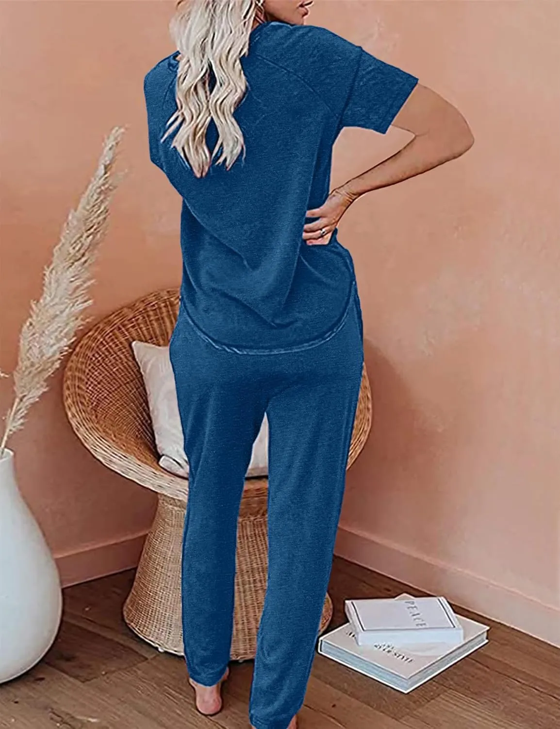 Women's 2 Piece Outfits Lounge Sets Long Sleeve Tops and Jogger Sweatpants Track Sweats Suits Loungewear Pajama Sets